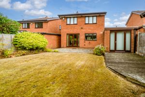 REAR GARDEN- click for photo gallery